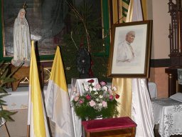 Wprowadzenie relikwii bł. Jana Pawła II