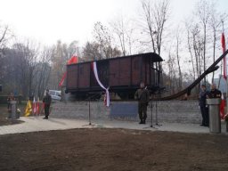 pomnik_20151112_1307282262