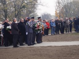 pomnik_20151112_1818738041