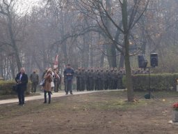 pomnik_20151112_1951831736