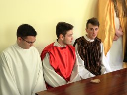 _24_20190606_1898506563